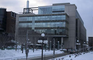 &Eacute;difice de l'Institut national de la recherche scientifique &copy; Francis Vachon